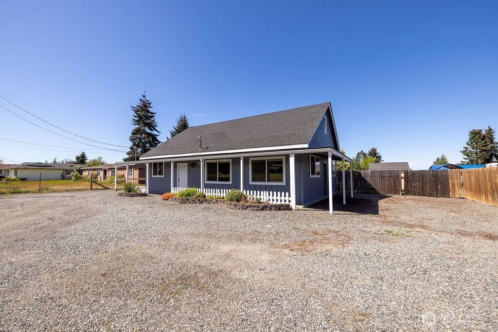 Sequim, WA 98382,301 E Silberhorn RD