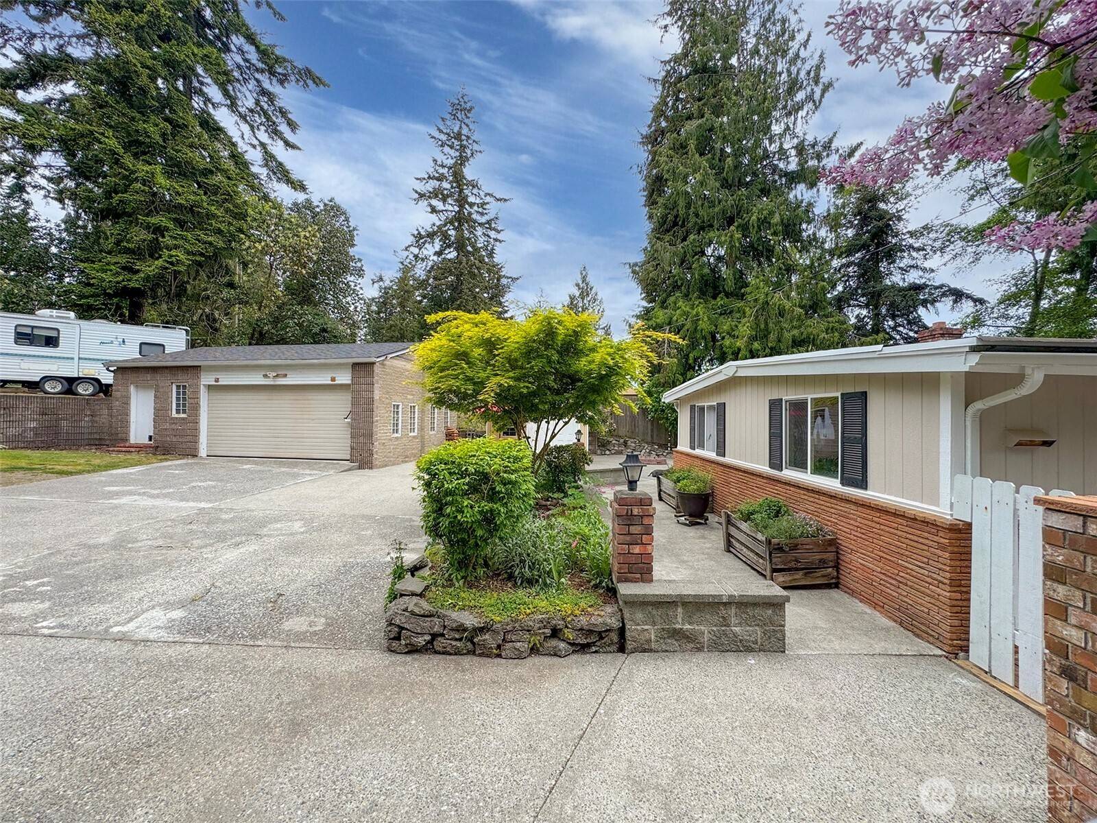 Sequim, WA 98382,372 Fleming DR