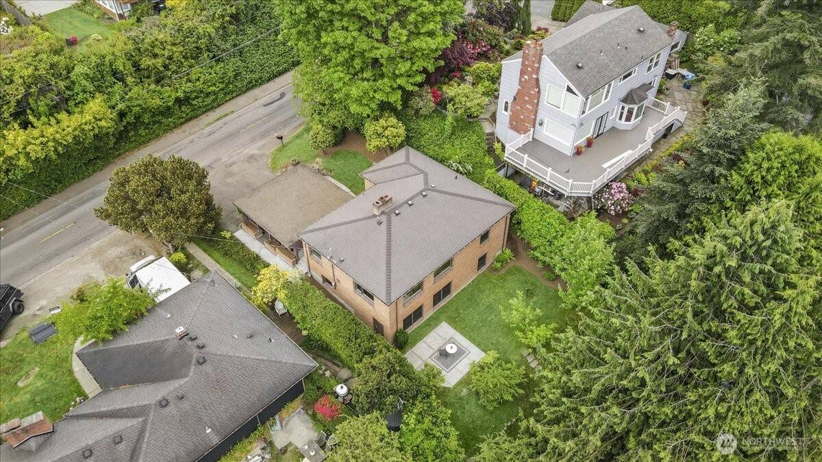 Seattle, WA 98117,9237 24th AVE NW