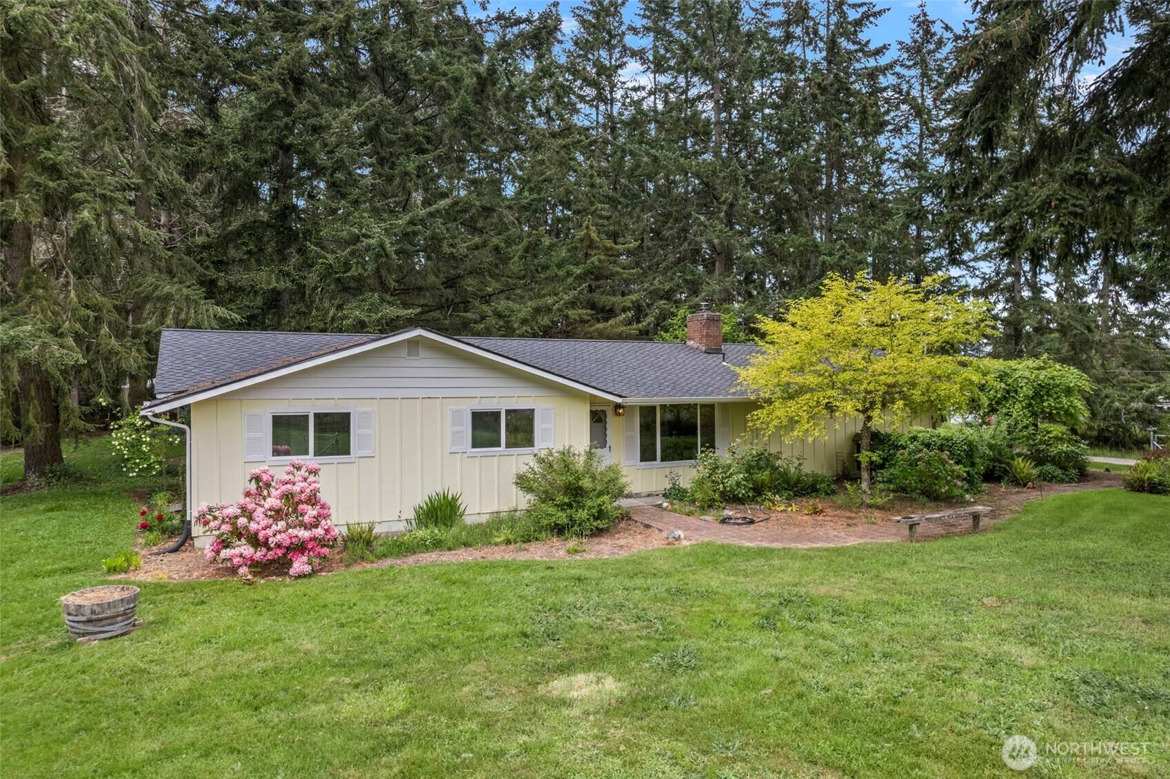 Clinton, WA 98236,4340 Rollinghill RD