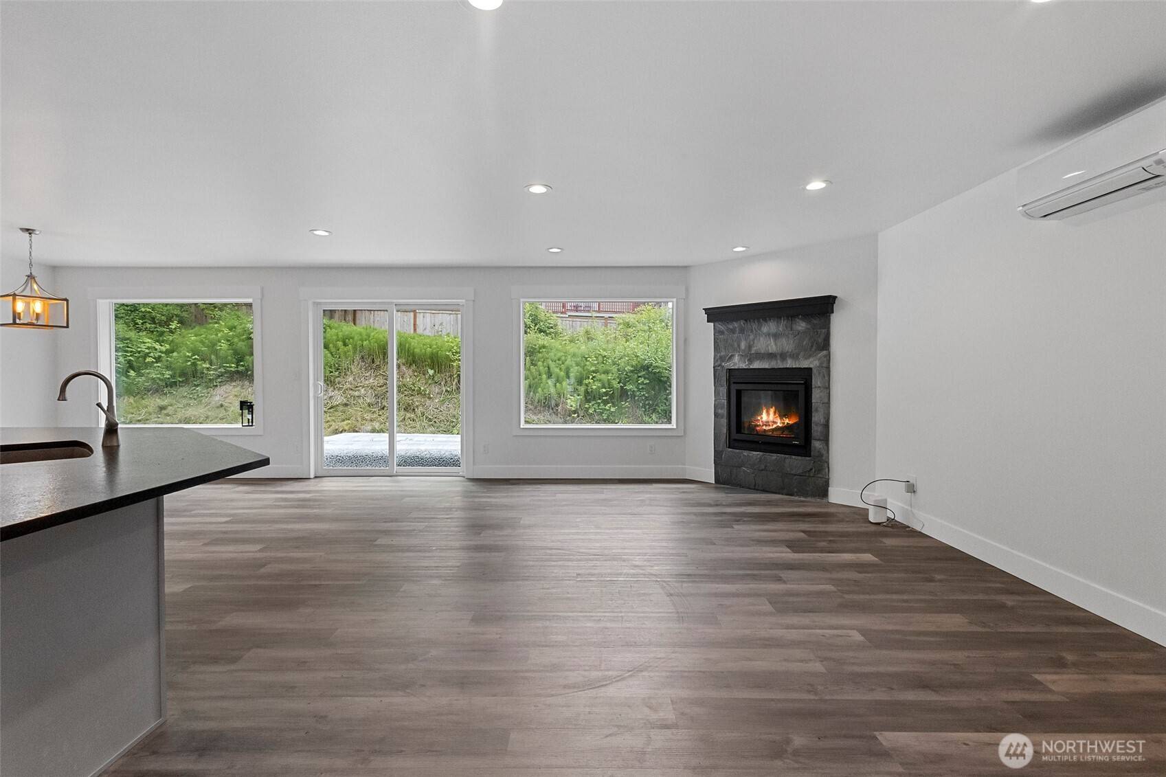 Oak Harbor, WA 98277,652 Littlerock CT