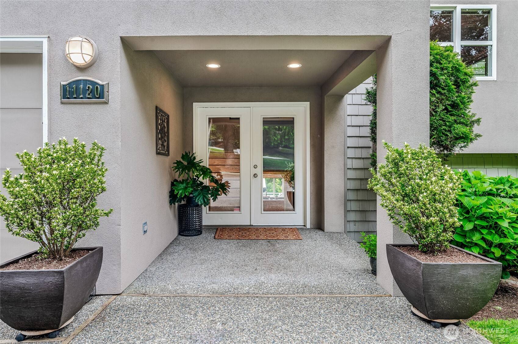 Kirkland, WA 98033,11120 NE 106th PL