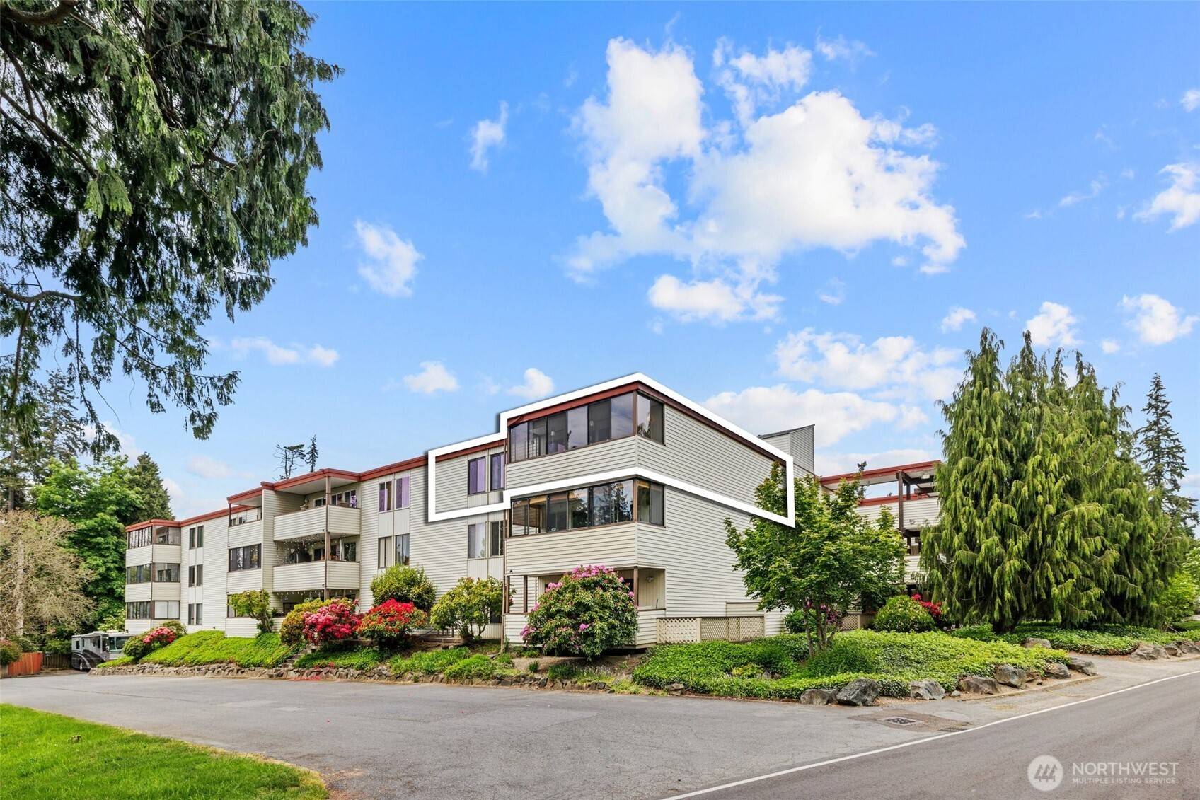 Edmonds, WA 98026,8516 196th ST SW #311