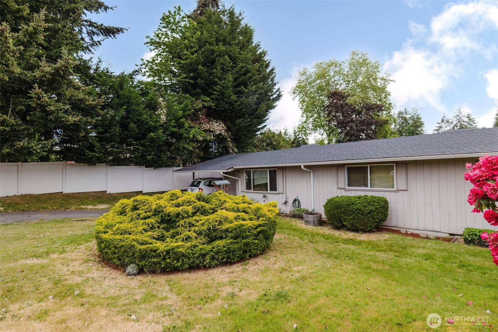 University Place, WA 98466,4719 & 4721 Sunset DR W