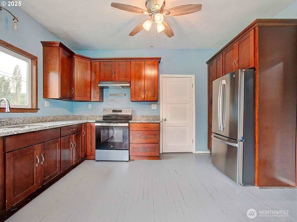 Vader, WA 98593,823 D ST