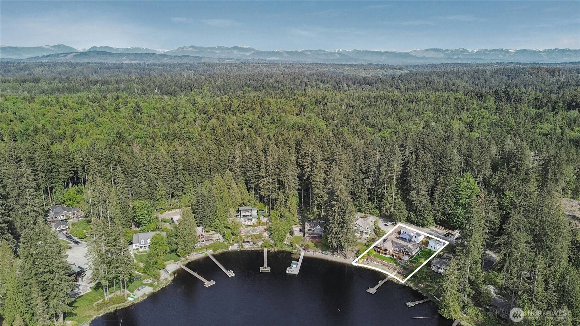 Woodinville, WA 98077,9803 Crystal Lake DR