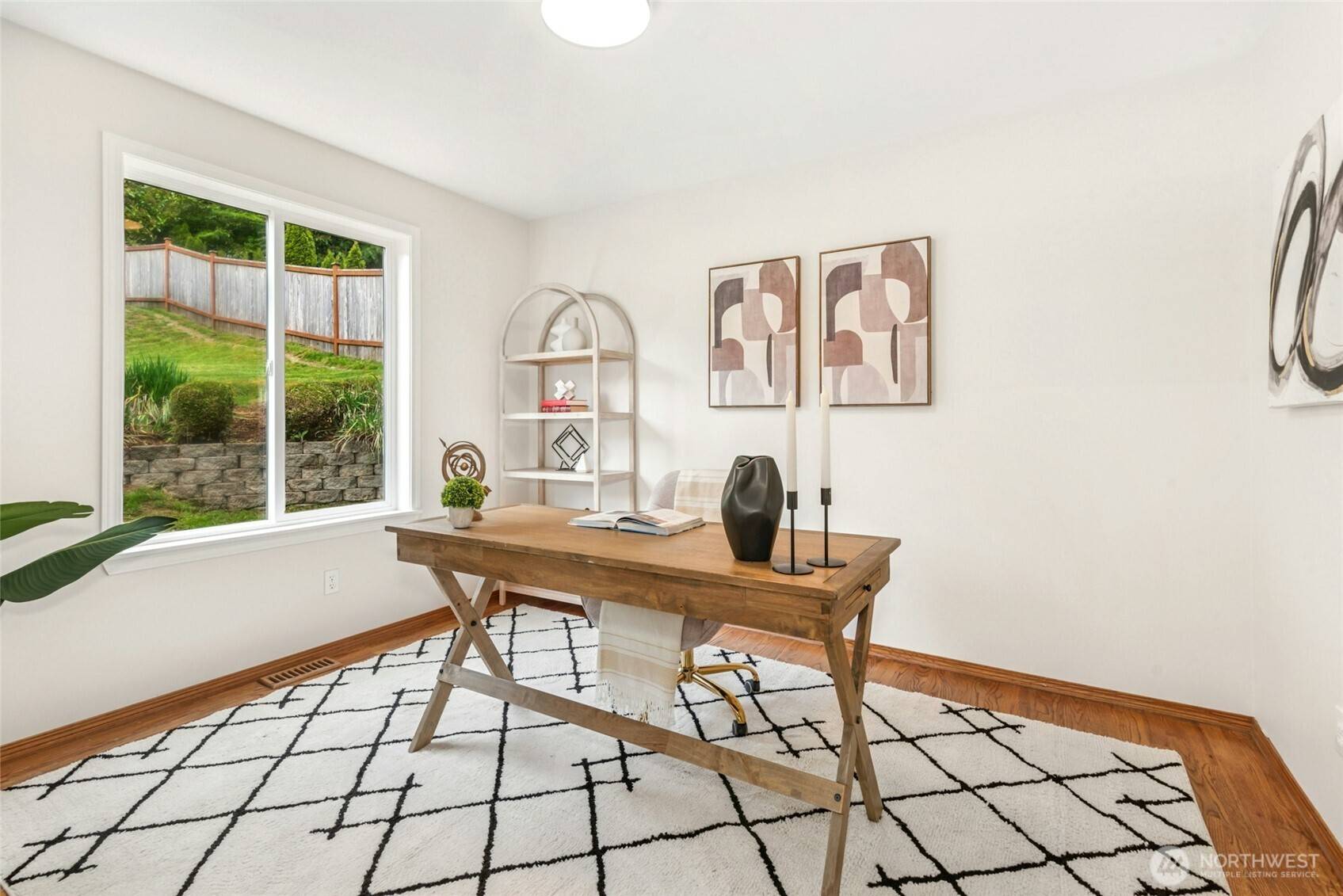 Bellevue, WA 98006,15428 SE 67th PL