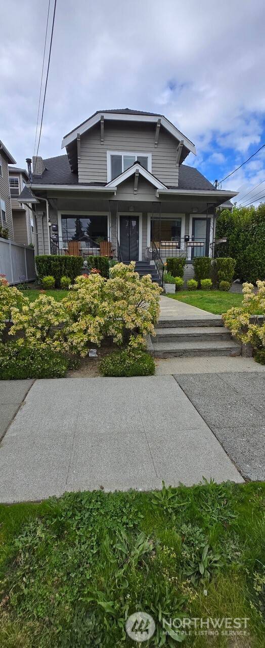 Seattle, WA 98103,816 N 43rd ST