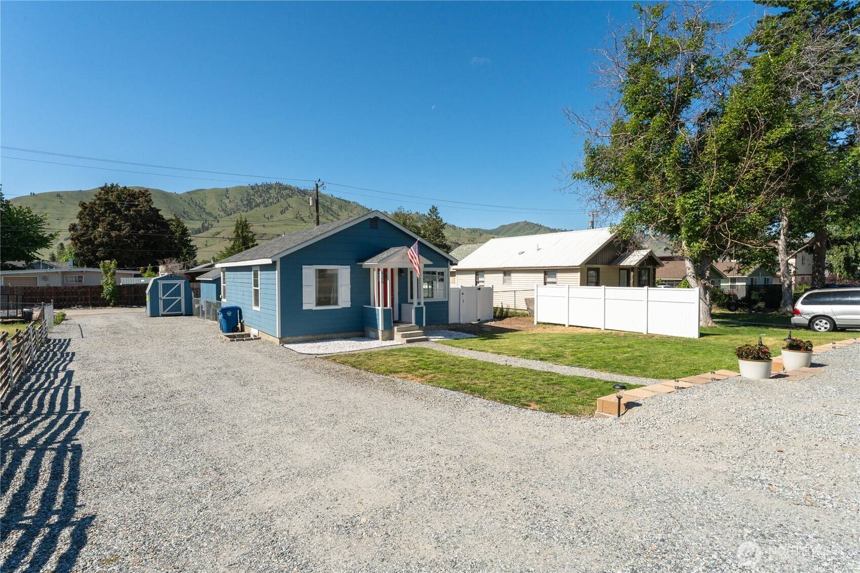 Chelan, WA 98816,426 E Nixon AVE