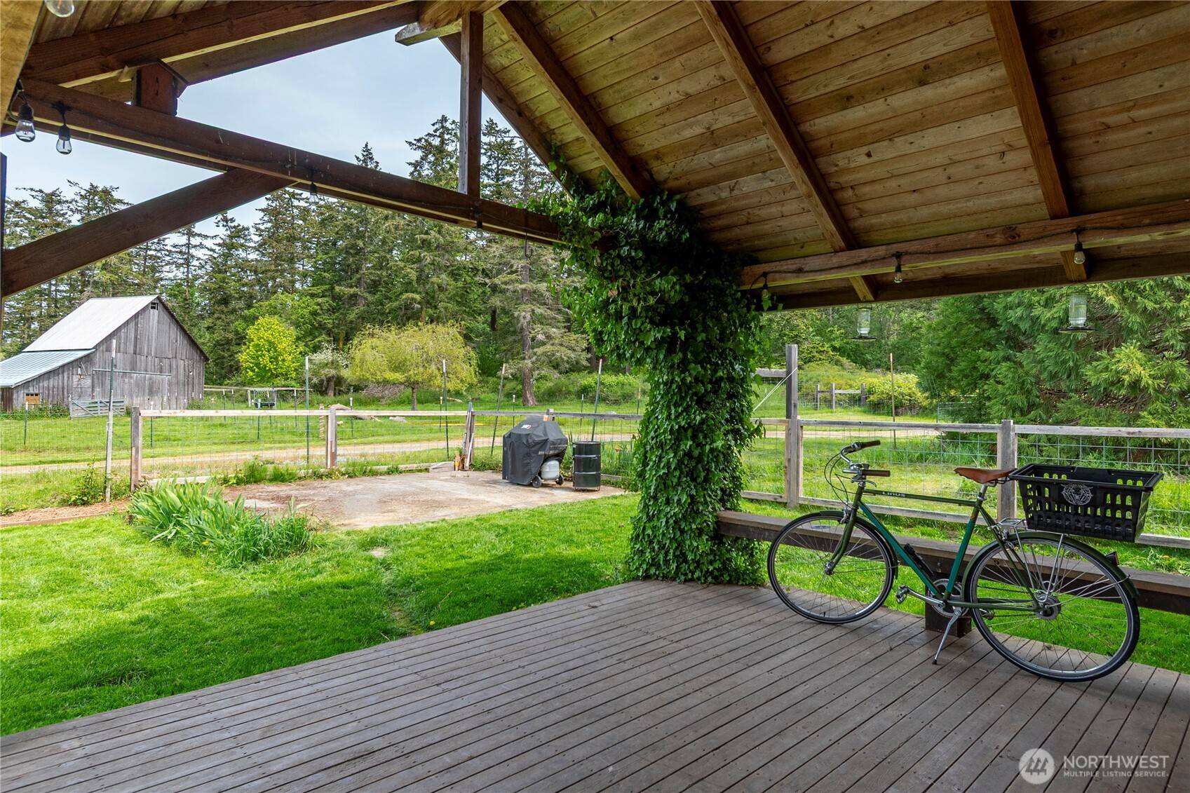 Lopez Island, WA 98261,123 School RD