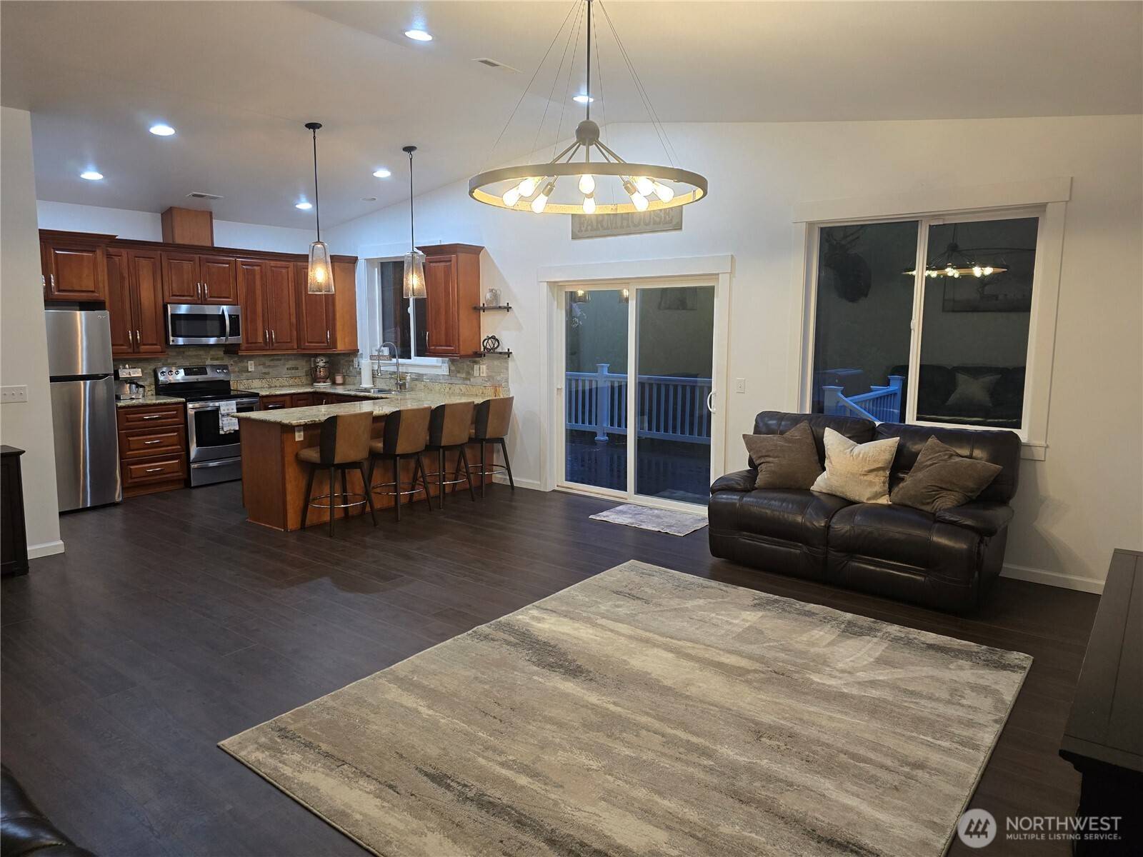 Eatonville, WA 98328,631 Joy ST
