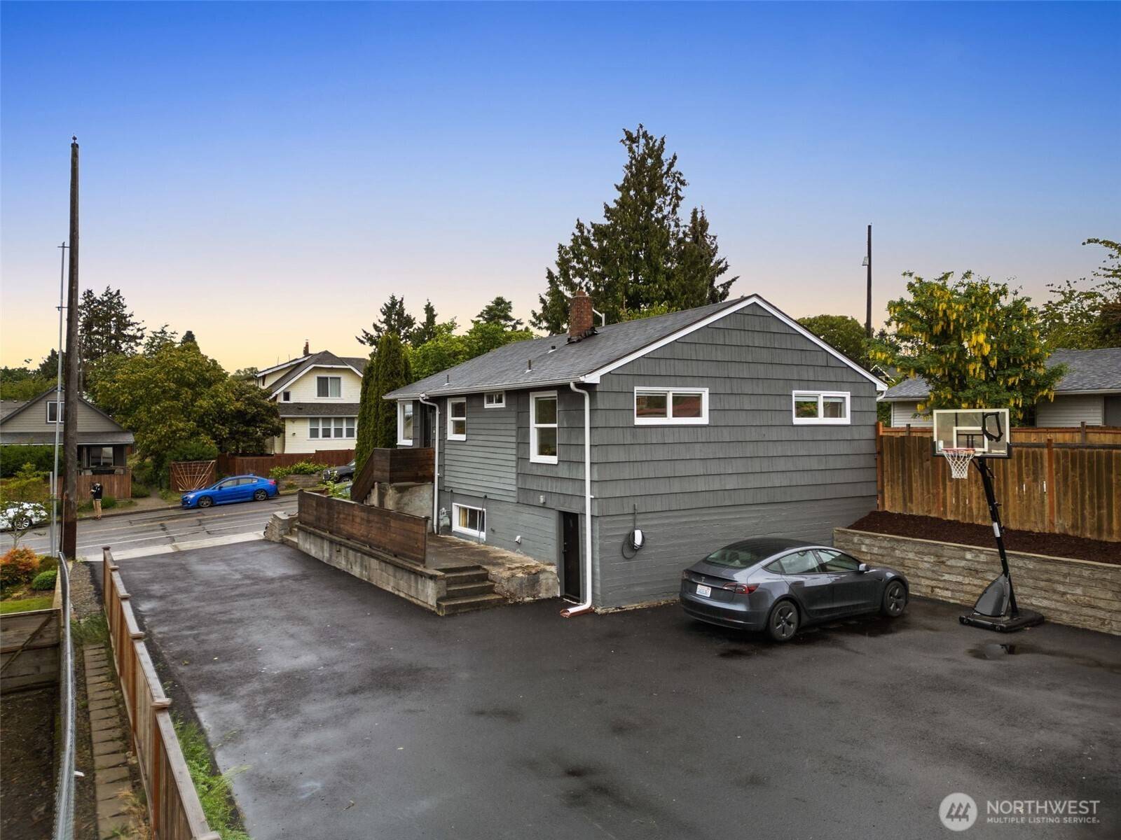 Tacoma, WA 98405,3002 S 15th ST