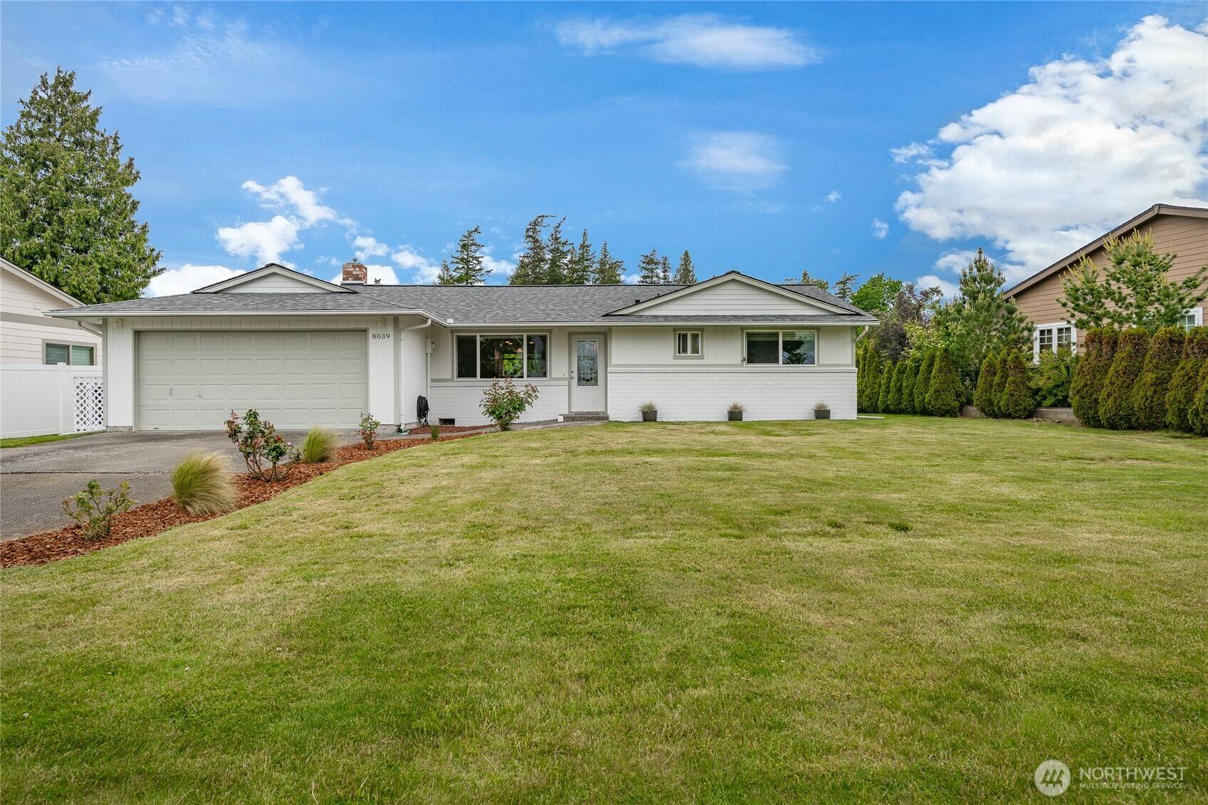 Blaine, WA 98230,8039 Niska RD