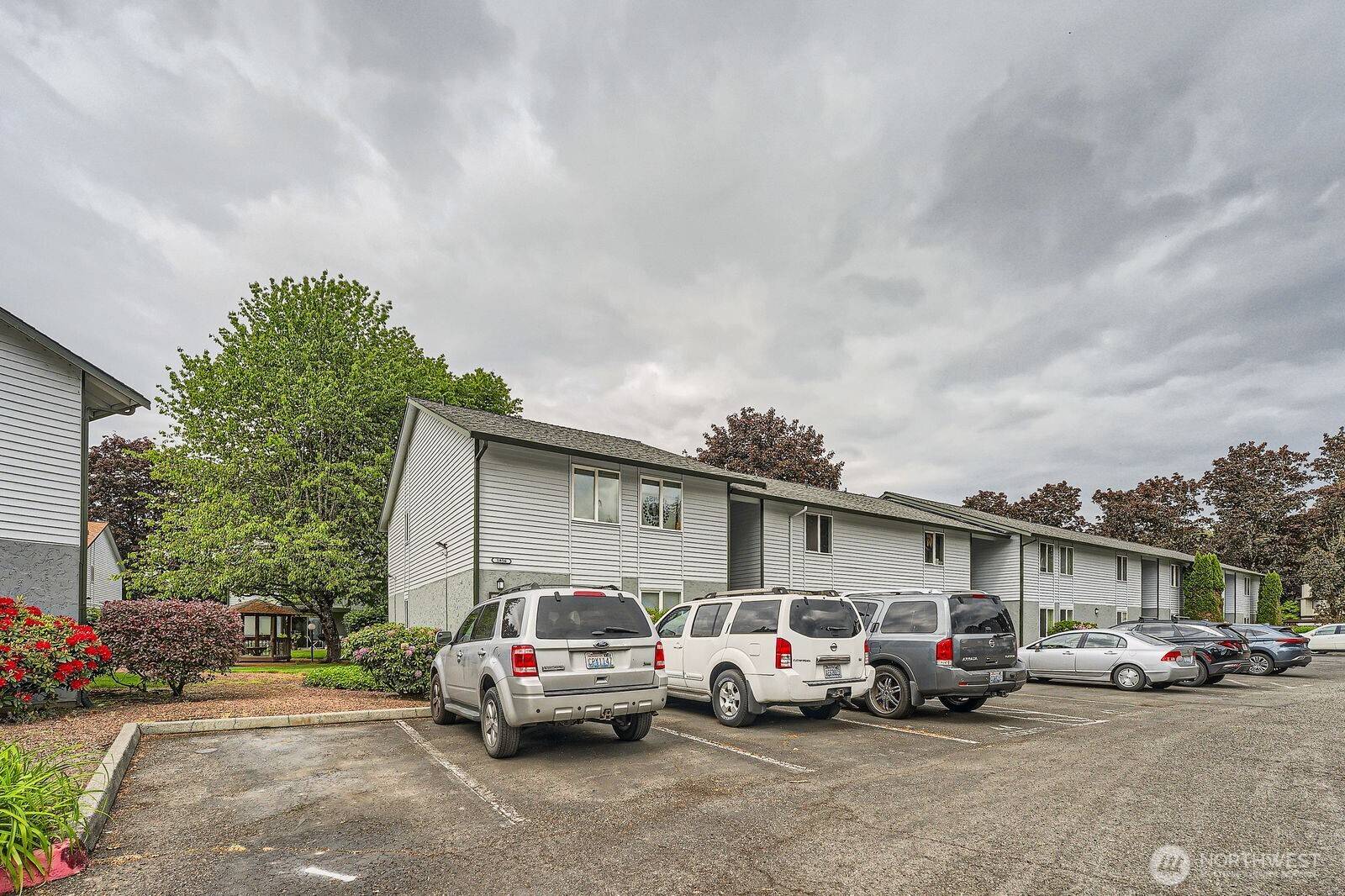 Kent, WA 98030,1856 Central PL S ##D42