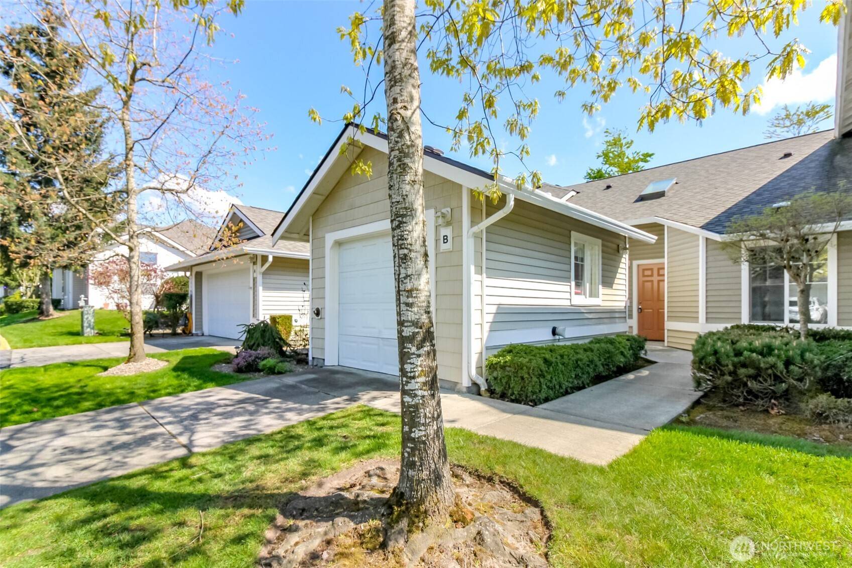 Auburn, WA 98092,1318 60th ST SE #10-2