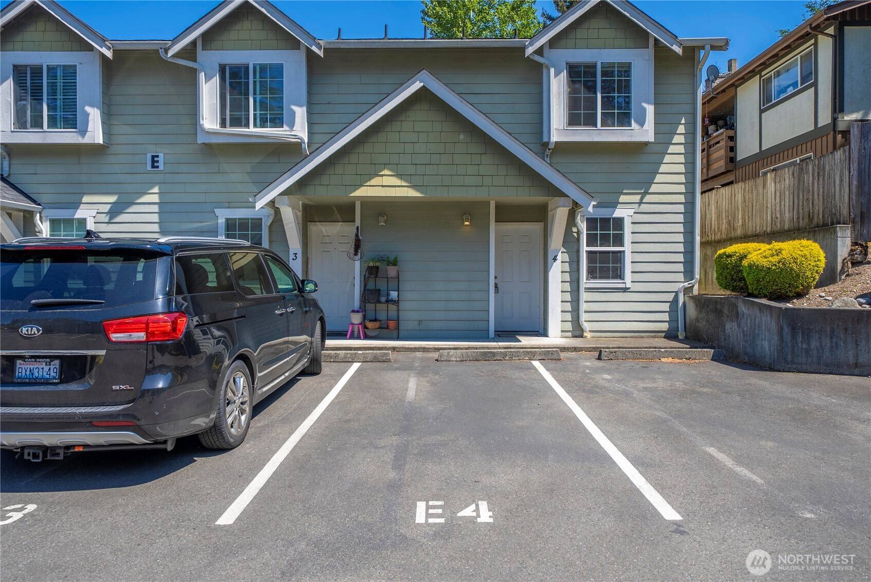 Tacoma, WA 98409,5002 S 30th ST #E4
