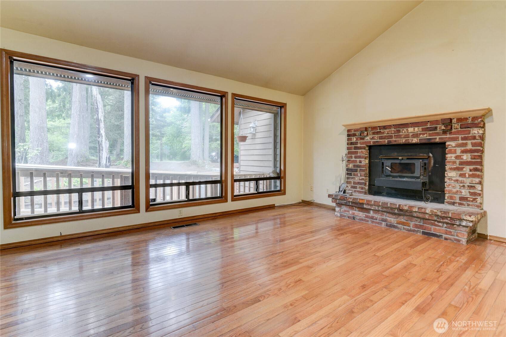 Olympia, WA 98502,6605 Cooper Point RD NW