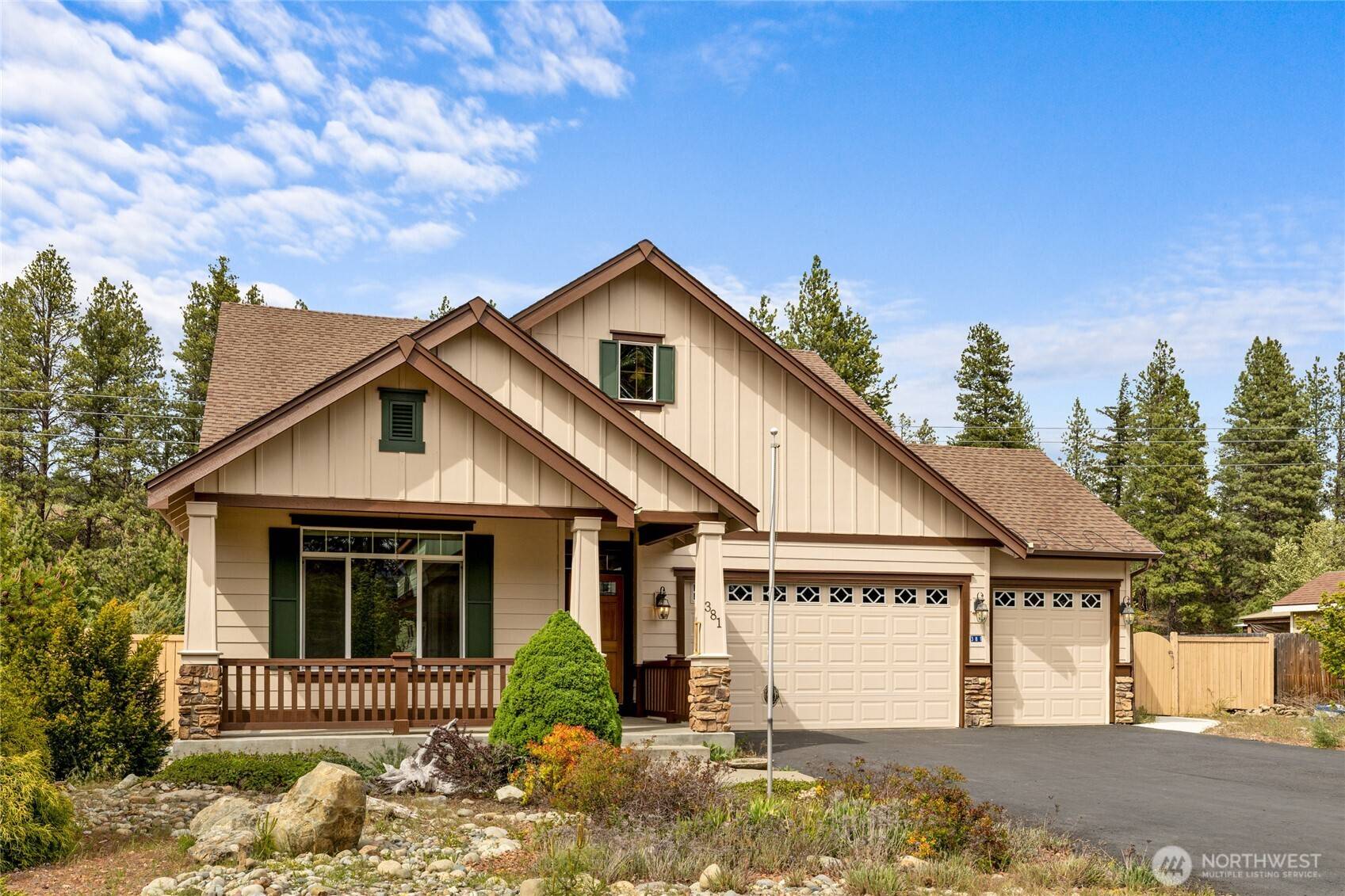 Cle Elum, WA 98922,381 Landers LN