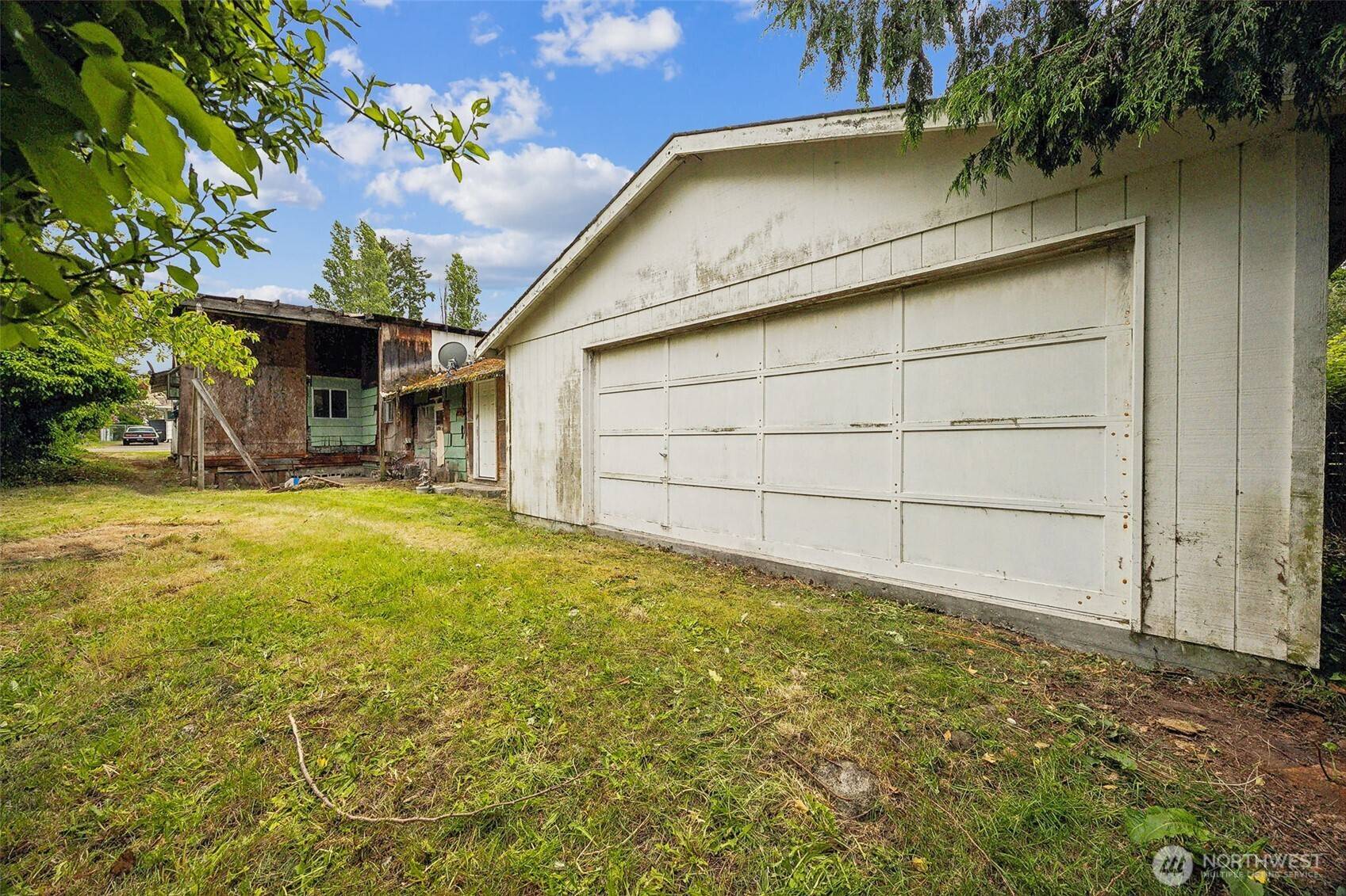 University Place, WA 98466,3122 Oas DR W