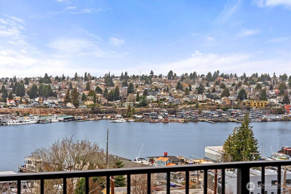 Seattle, WA 98102,2925 Franklin AVE E #B