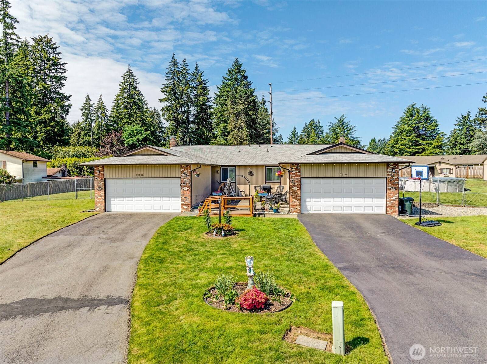 Lakewood, WA 98498,10610 - 10608 109th ST SW