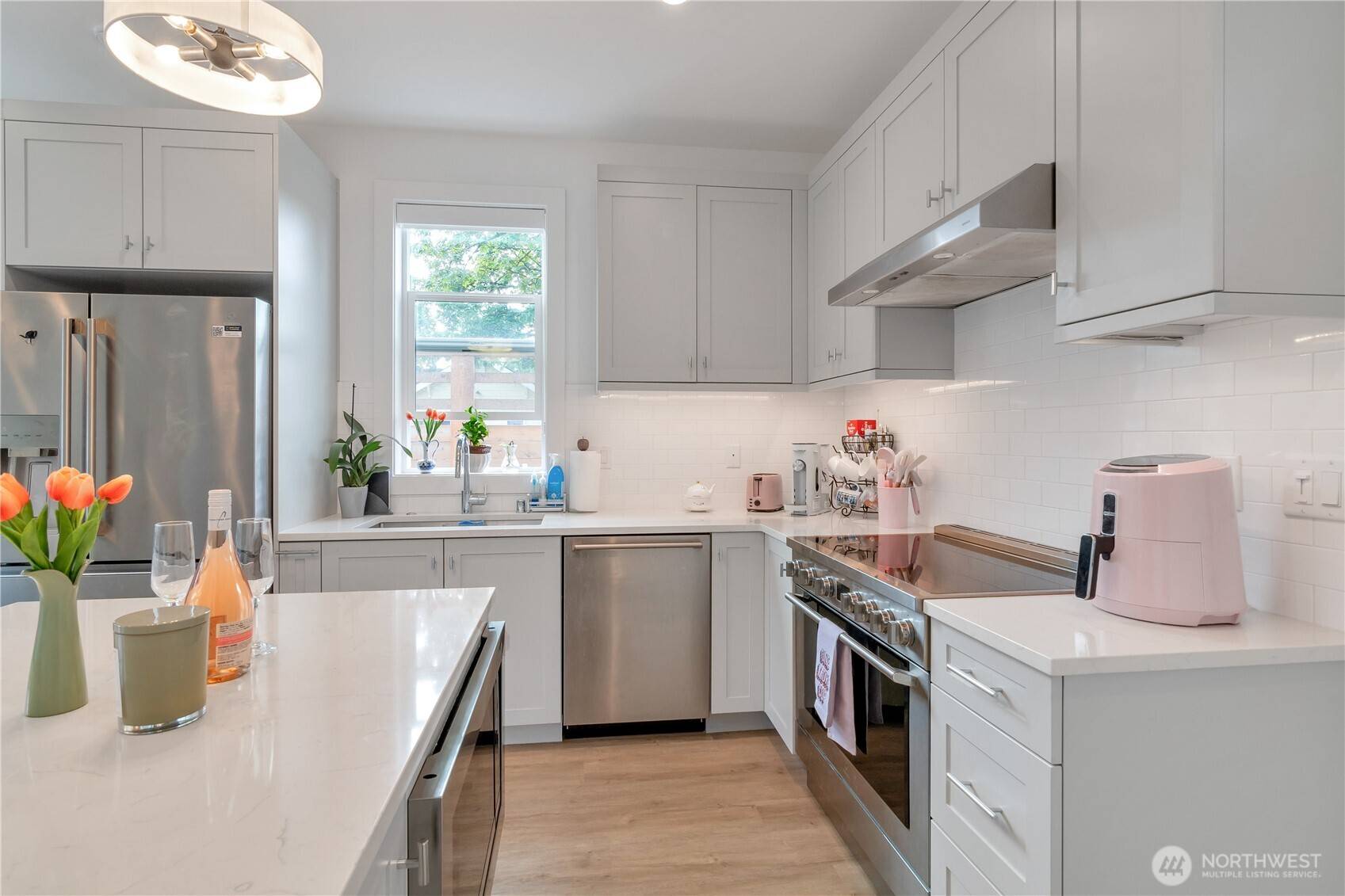 Seattle, WA 98122,1415 29th AVE #C