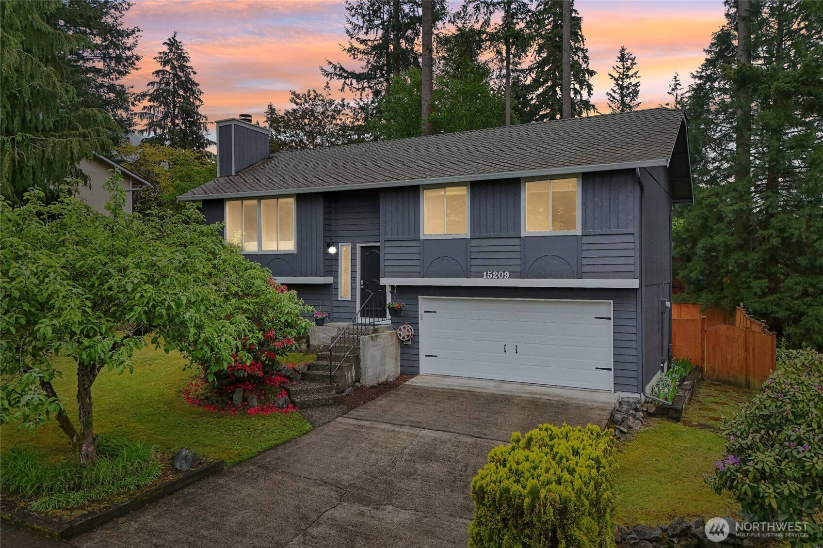 Renton, WA 98058,15209 SE 176th PL