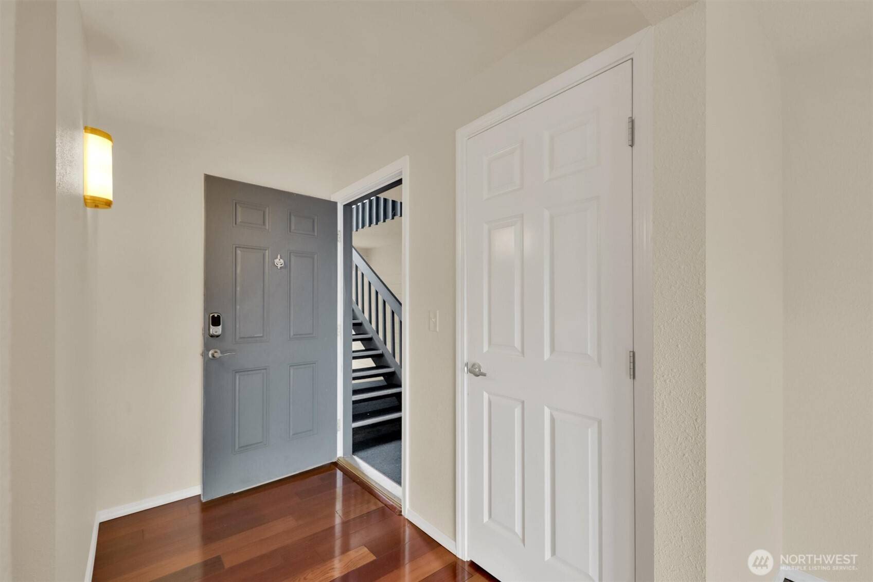 Des Moines, WA 98198,23009 Marine View DR S #B108