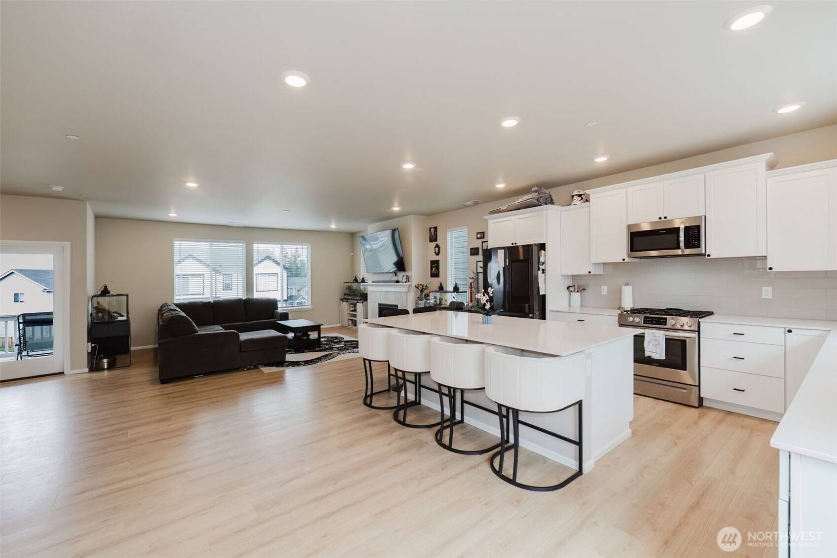 Port Orchard, WA 98366,907 Bunting PL SE