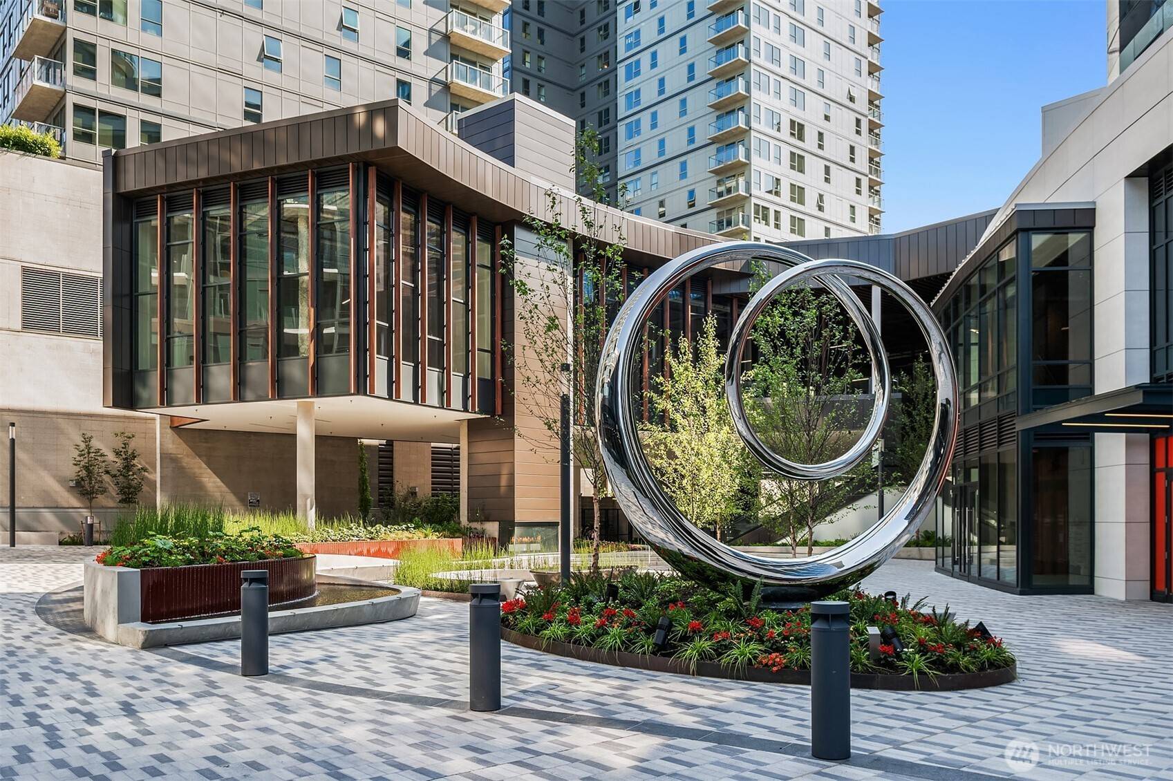 Bellevue, WA 98004,889 Avenue Square NE #1006