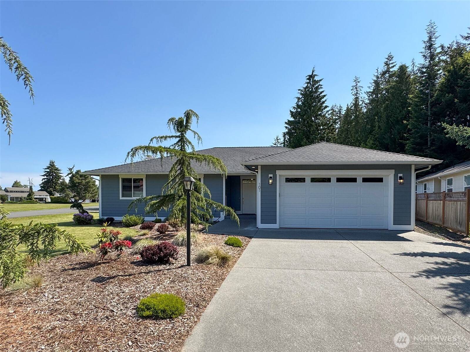 Sequim, WA 98382,101 Eleventh CT
