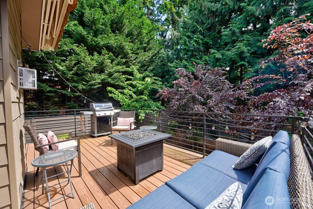 Kirkland, WA 98034,8015 NE 116th PL