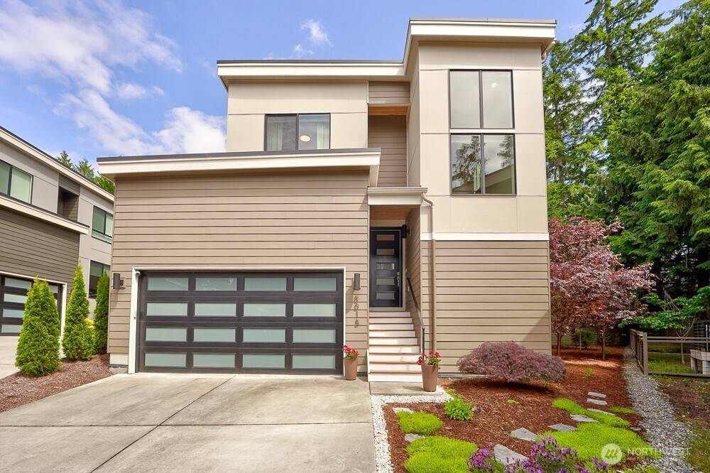 Kirkland, WA 98034,8015 NE 116th PL