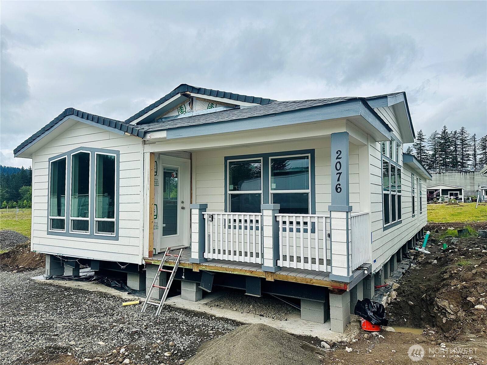 Enumclaw, WA 98022,2076 Crystal Mountain DR #89