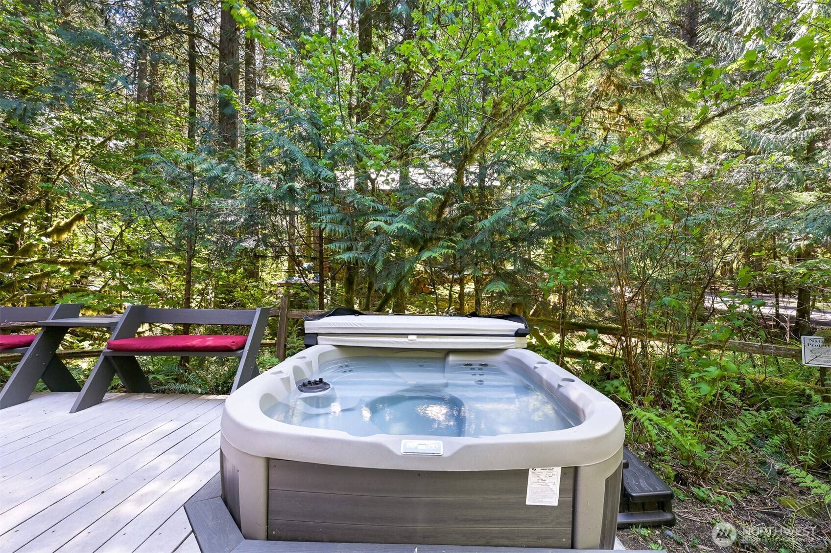 Deming, WA 98244,7117 Rainier WAY