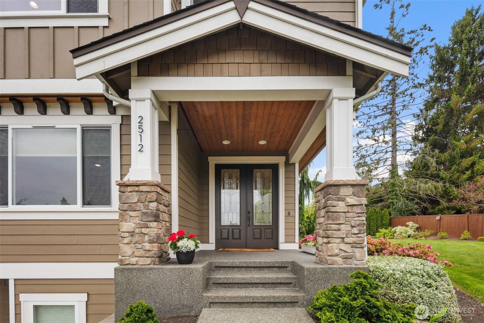Everett, WA 98203,2512 Taylor DR