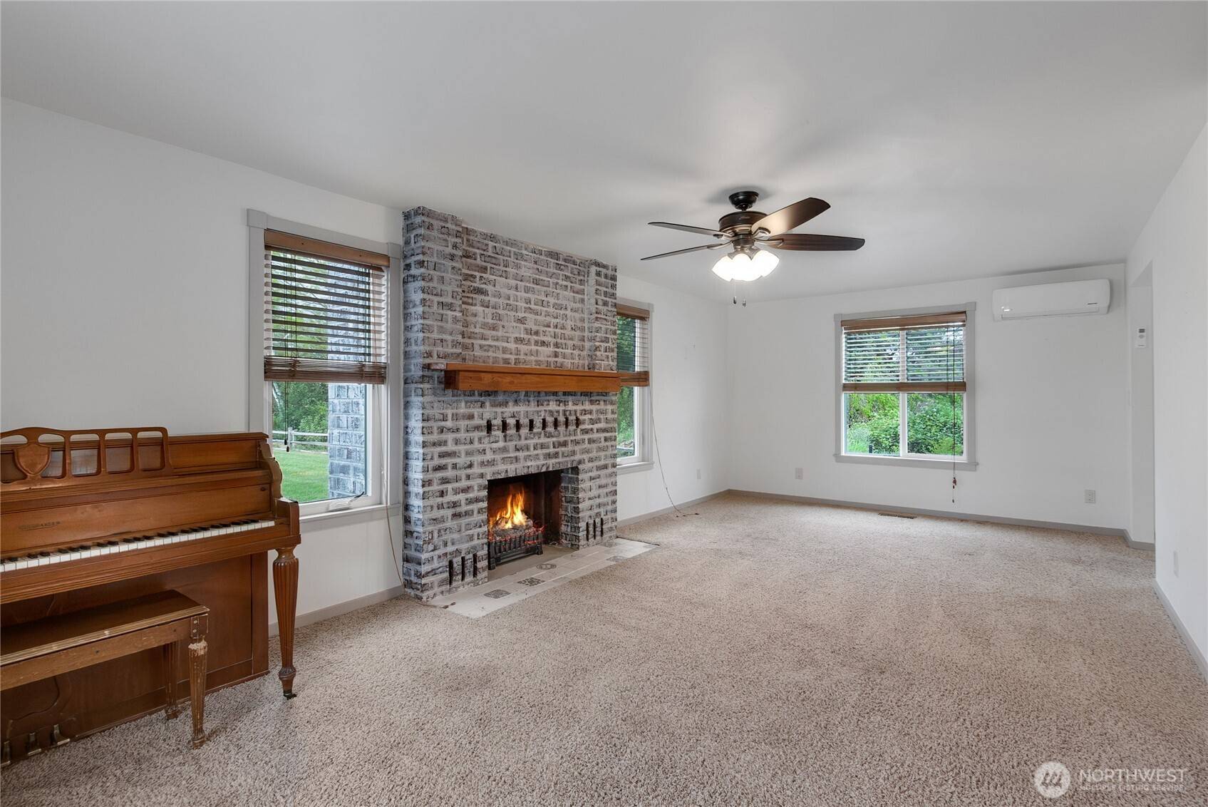 Enumclaw, WA 98022,211 Blake ST