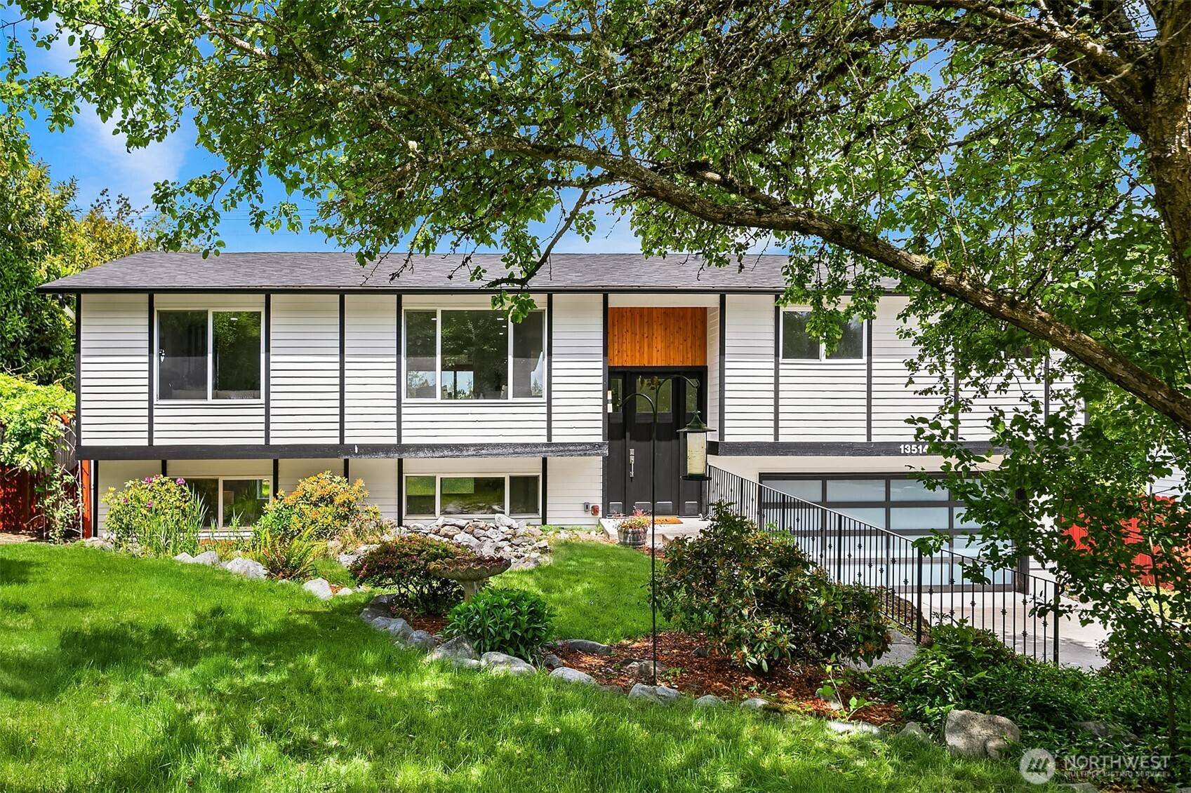 Redmond, WA 98052,13514 NE 70th ST