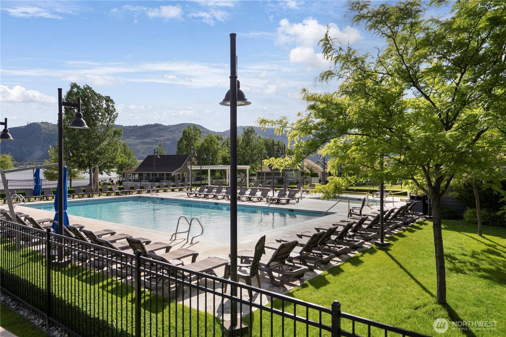 Oroville, WA 98844,102 Firerock LN