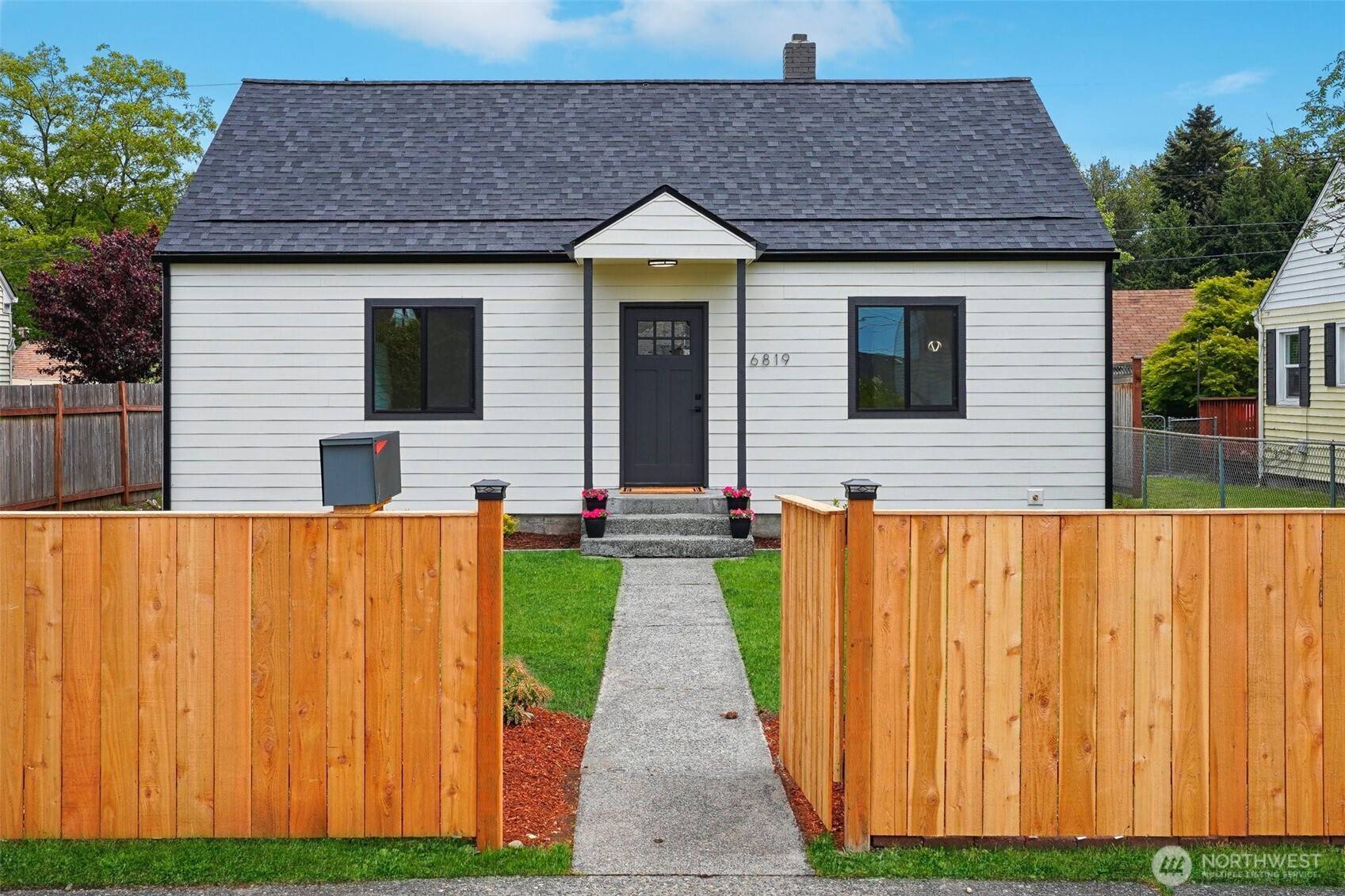 Tacoma, WA 98409,6819 S Prospect ST