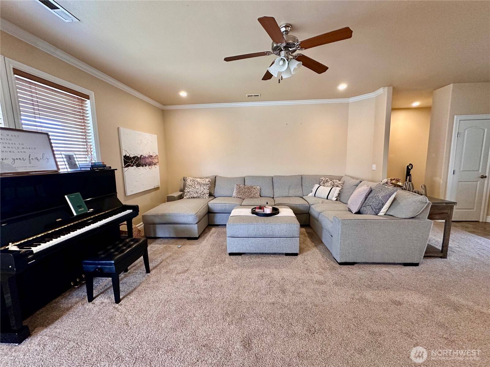 Moses Lake, WA 98837,523 N Paxson DR