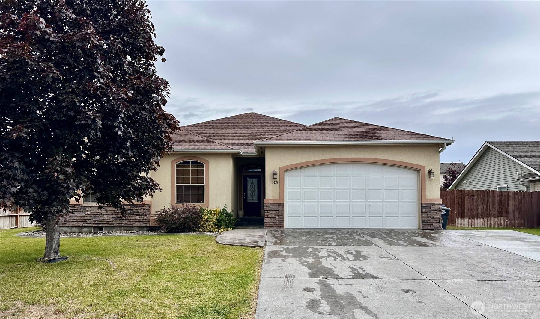 Moses Lake, WA 98837,523 N Paxson DR