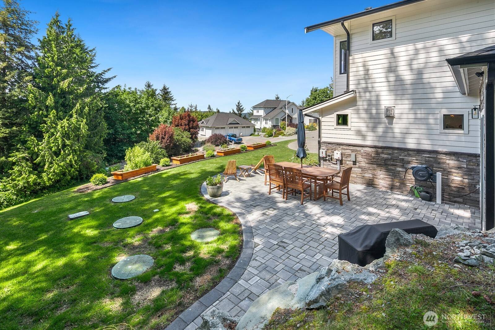 Camano Island, WA 98282,1048 Malvern Hills DR