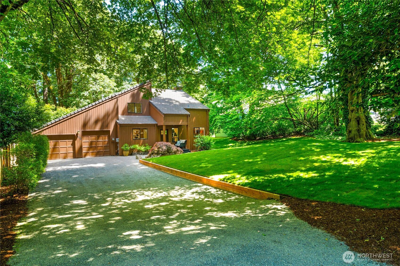 Kent, WA 98032,26520 Lake Fenwick RD S