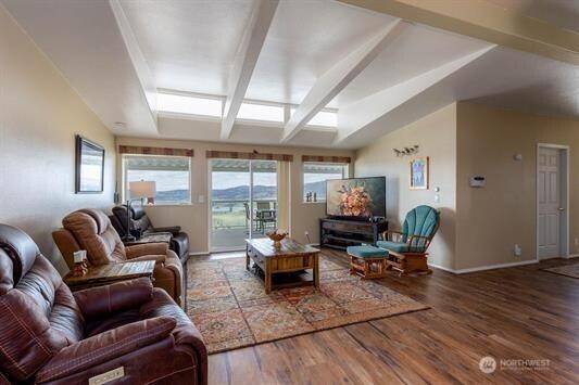 Deer Meadows, WA 99122,30350 Deer Meadows RD E