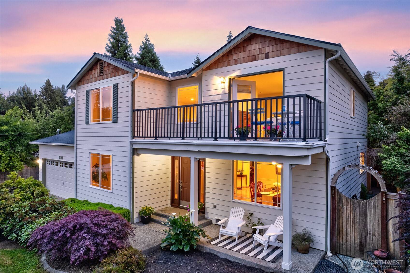 Everett, WA 98203,3120 Wave DR