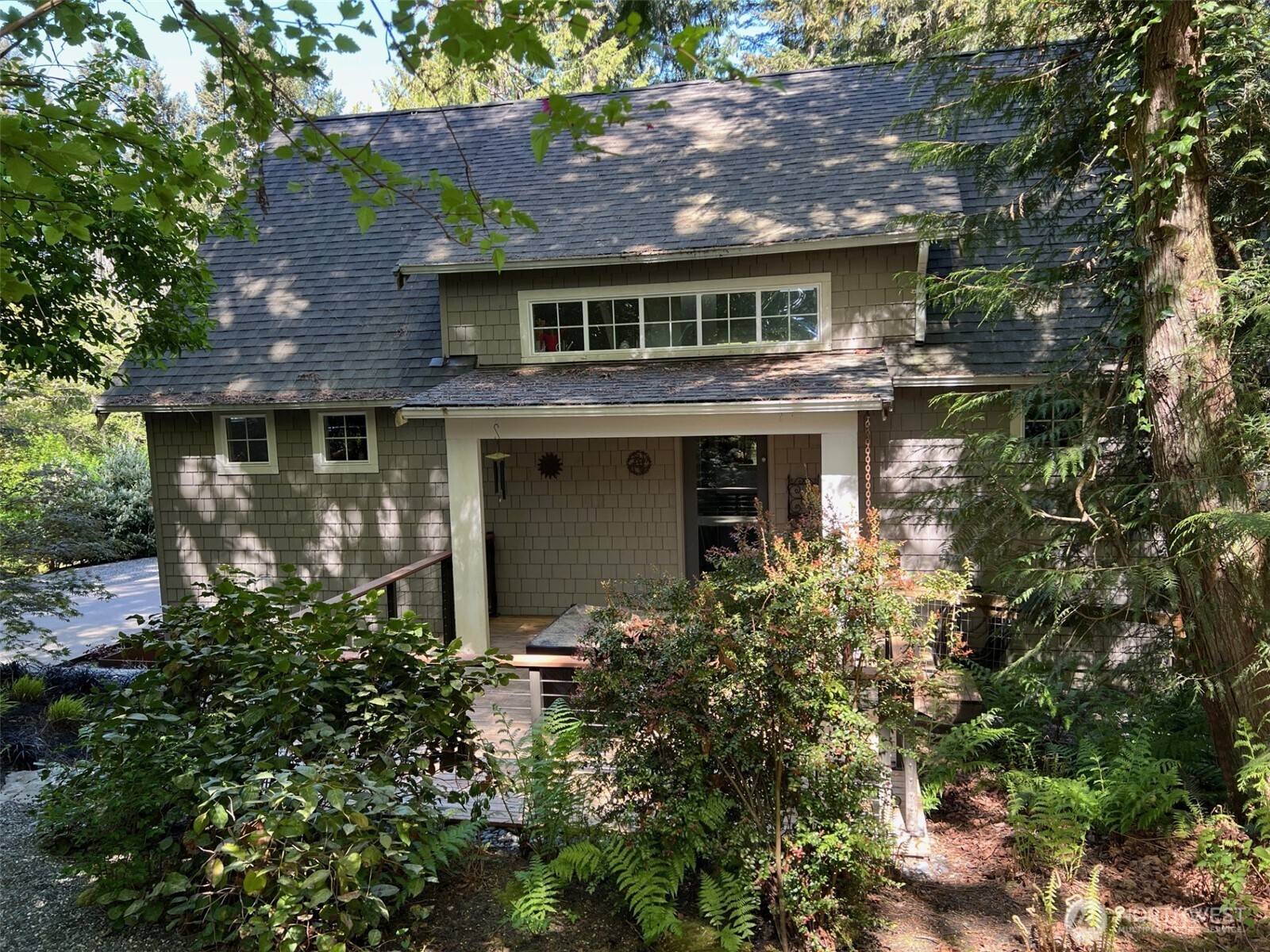 Bainbridge Island, WA 98110,8174 Hansen RD NE