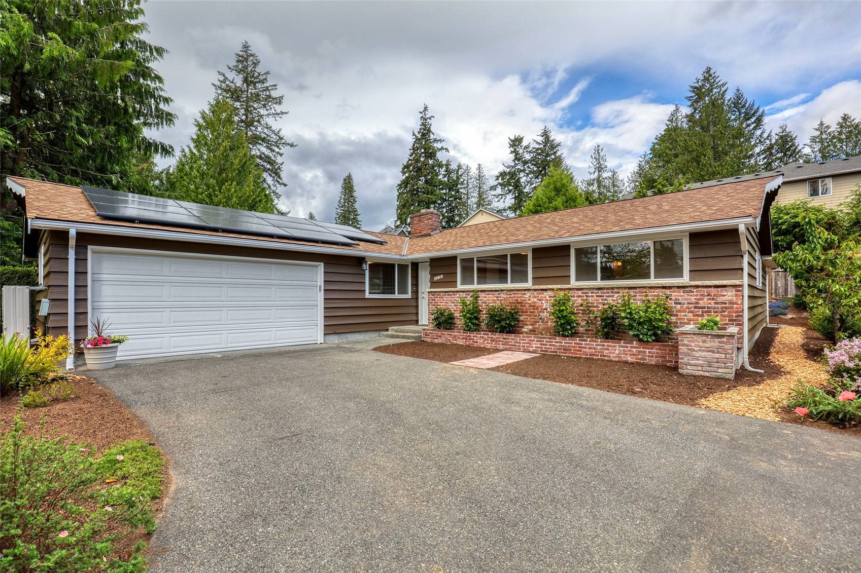 Shoreline, WA 98177,20010 3rd AVE NW