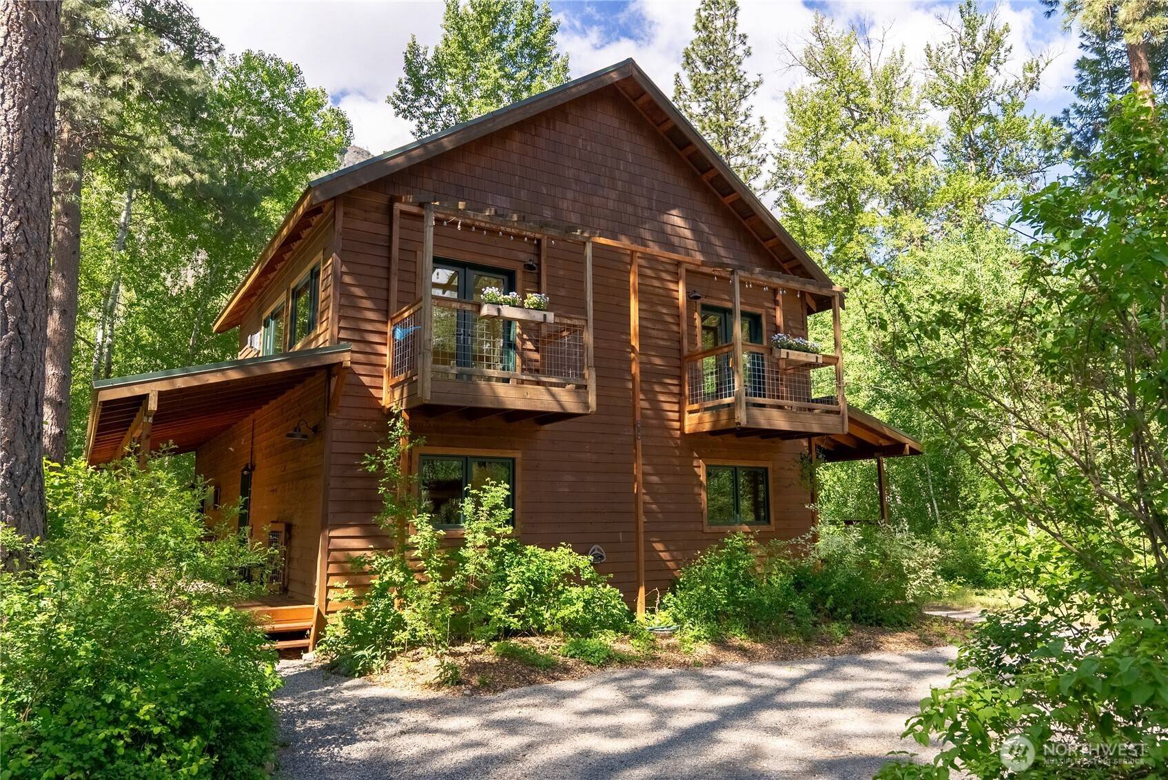 Winthrop, WA 98862,18306 Highway 20