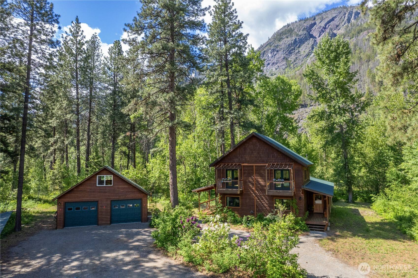 Winthrop, WA 98862,18306 Highway 20